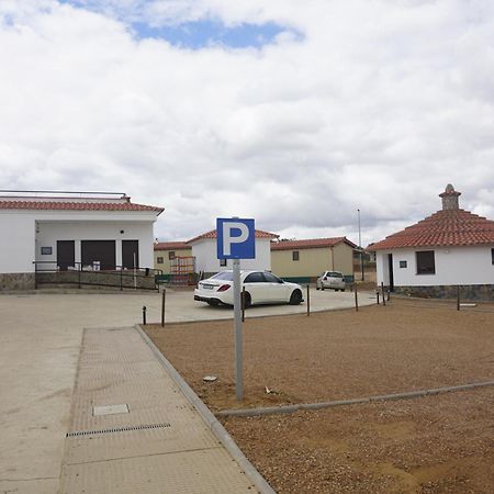 Cruceros Alqueva Hostel Cheles Екстериор снимка