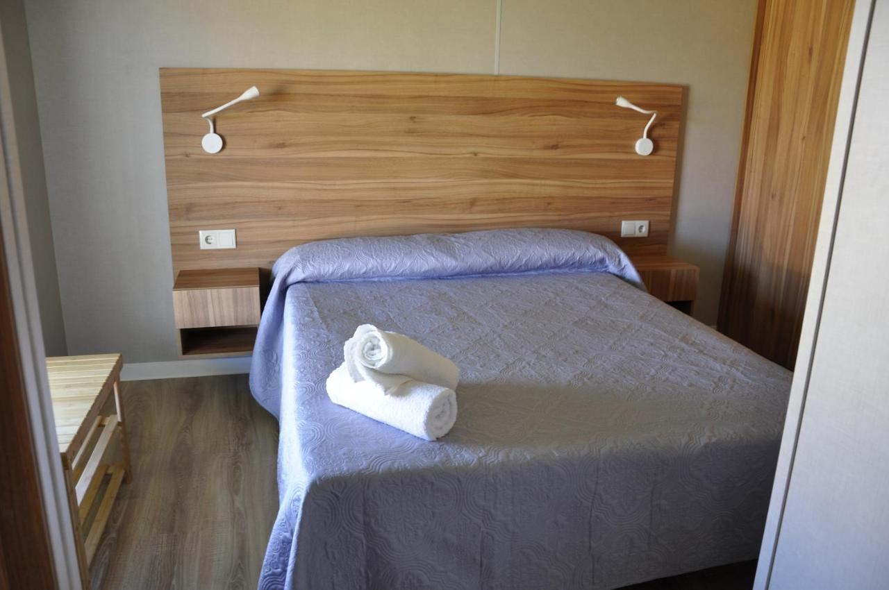 Cruceros Alqueva Hostel Cheles Екстериор снимка