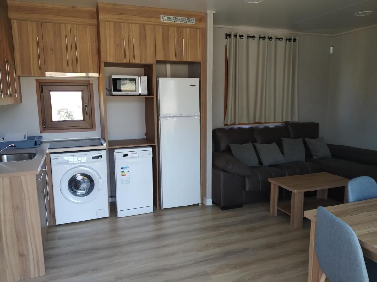 Cruceros Alqueva Hostel Cheles Екстериор снимка