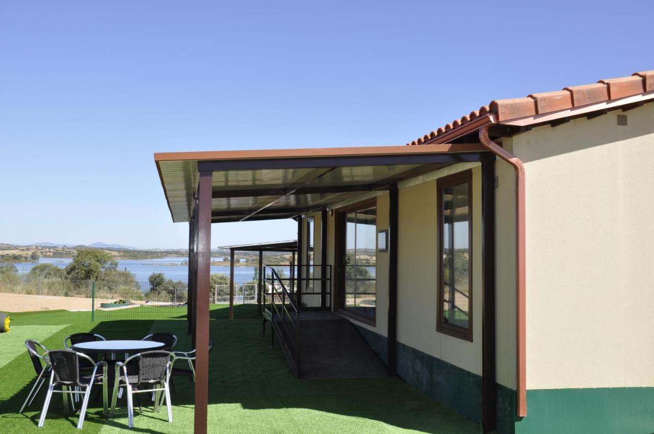 Cruceros Alqueva Hostel Cheles Екстериор снимка