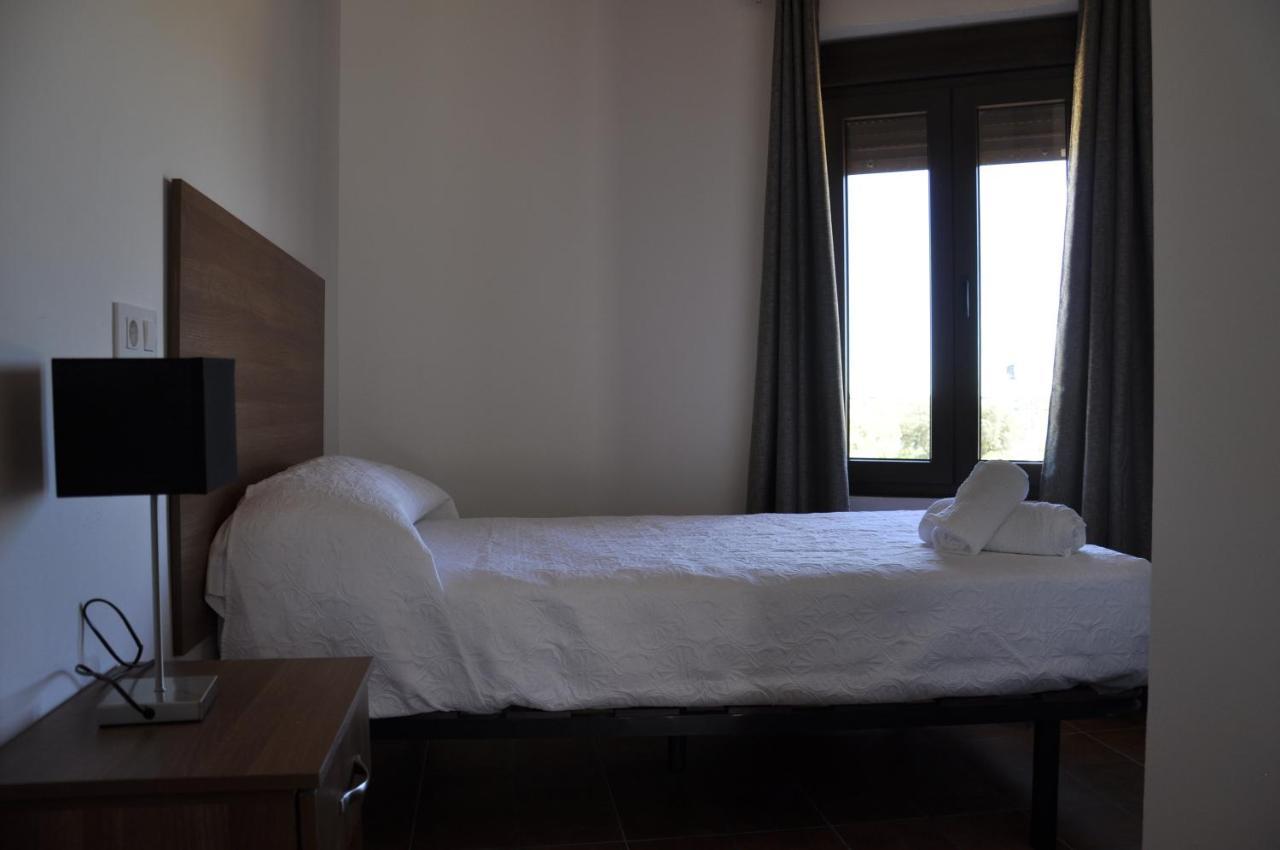 Cruceros Alqueva Hostel Cheles Екстериор снимка